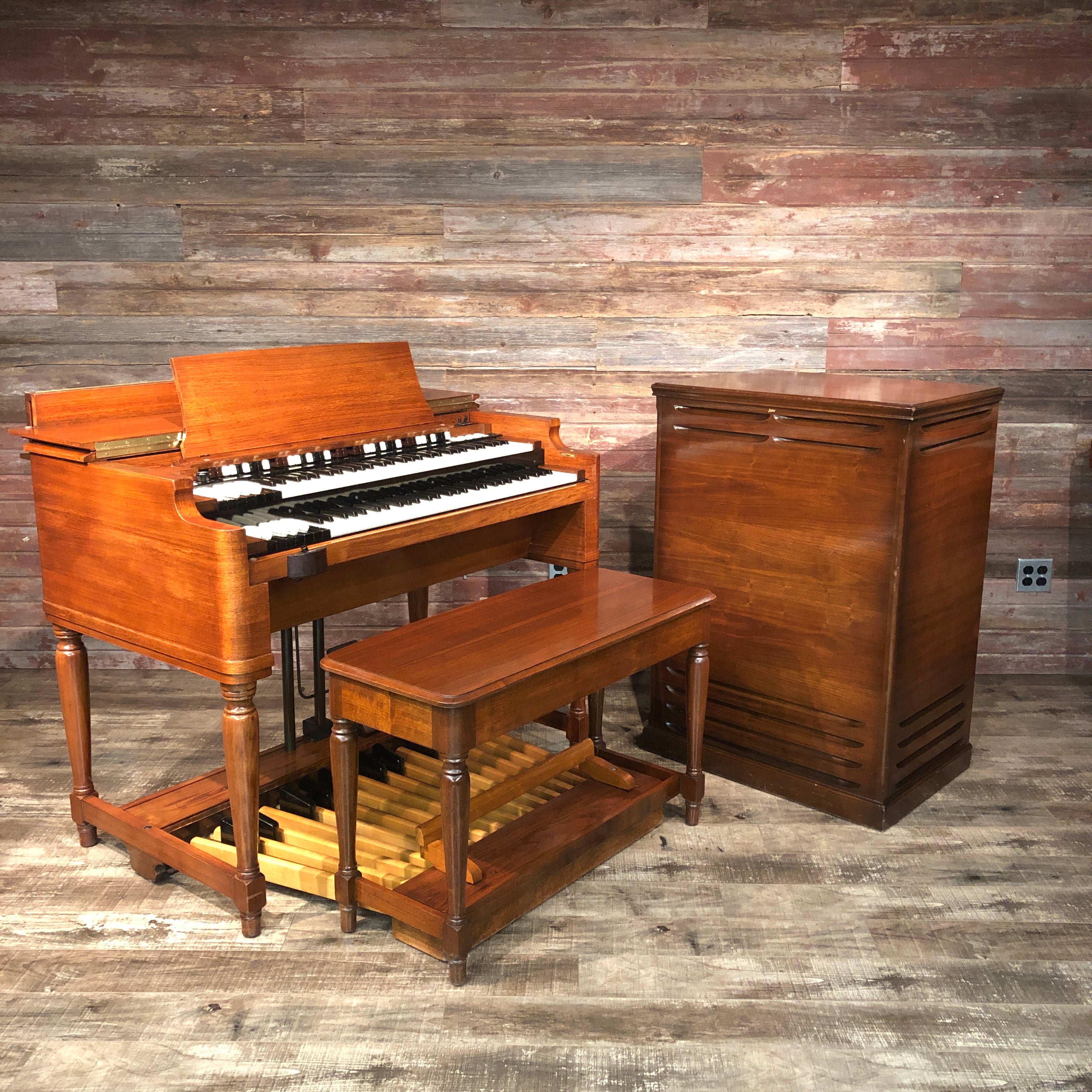 Hammond Vintage (1957) B3 Organ with Leslie 122 Rotary Speaker