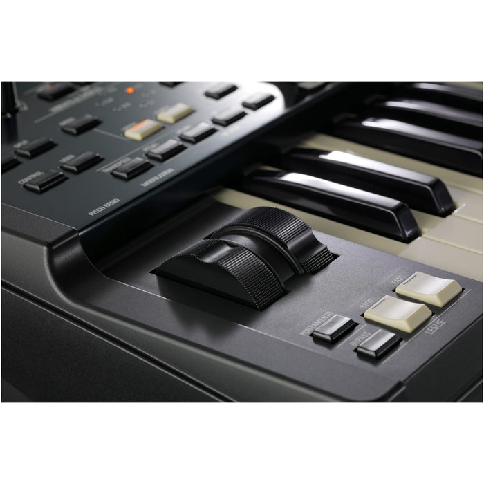 Hammond SK Pro 61 Portable Organ