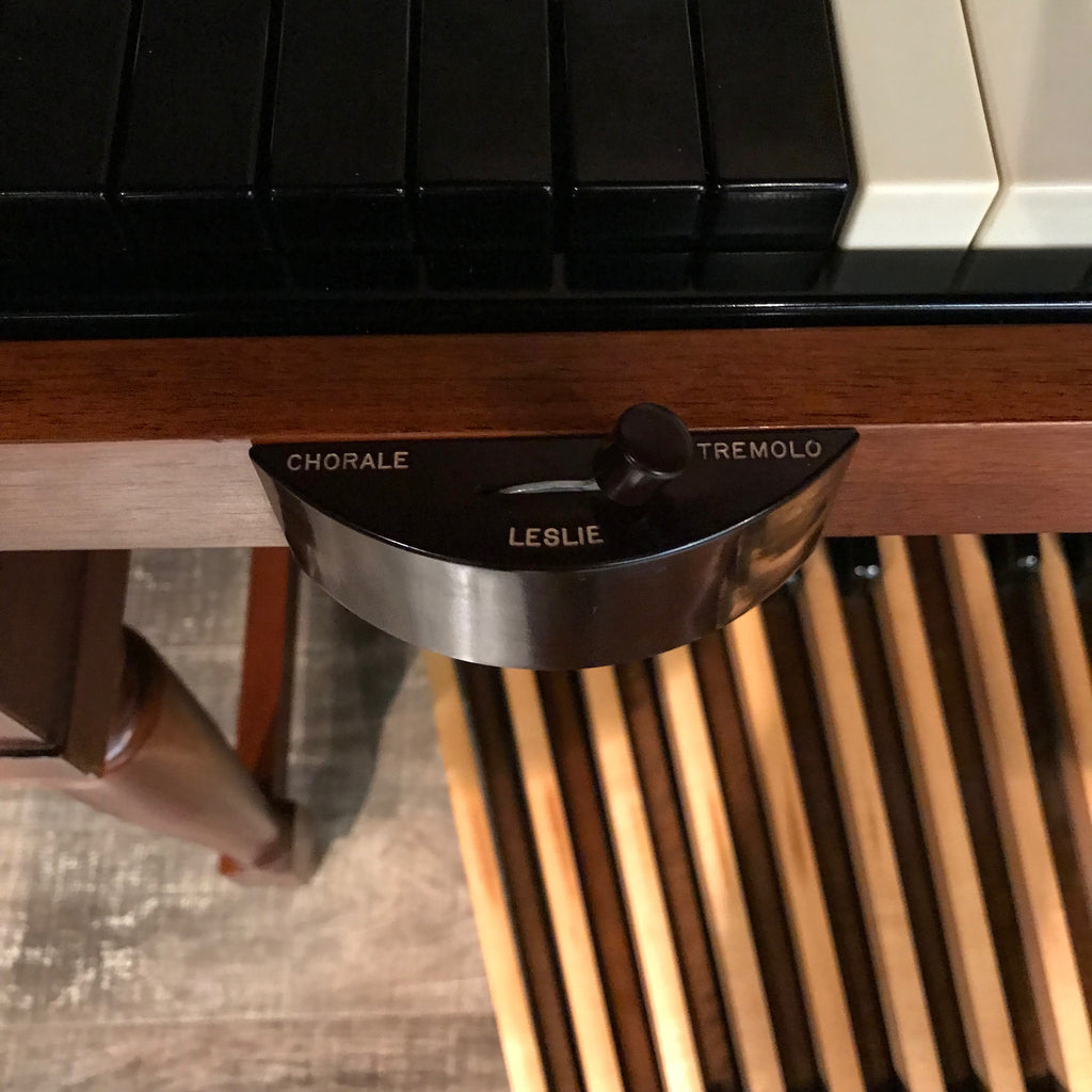 Hammond Vintage 1969 B-3 Organ & Leslie 122 Speaker View 12