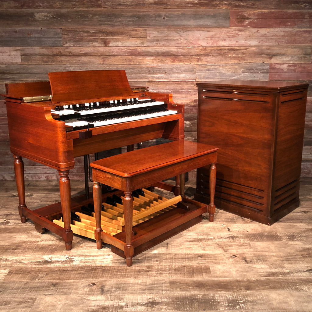 Hammond Vintage (1958) B-3 Organ and Leslie Type 122 Rotary Hammond Vintage (1958) B-3 Organ and Leslie Type 122 Rotary