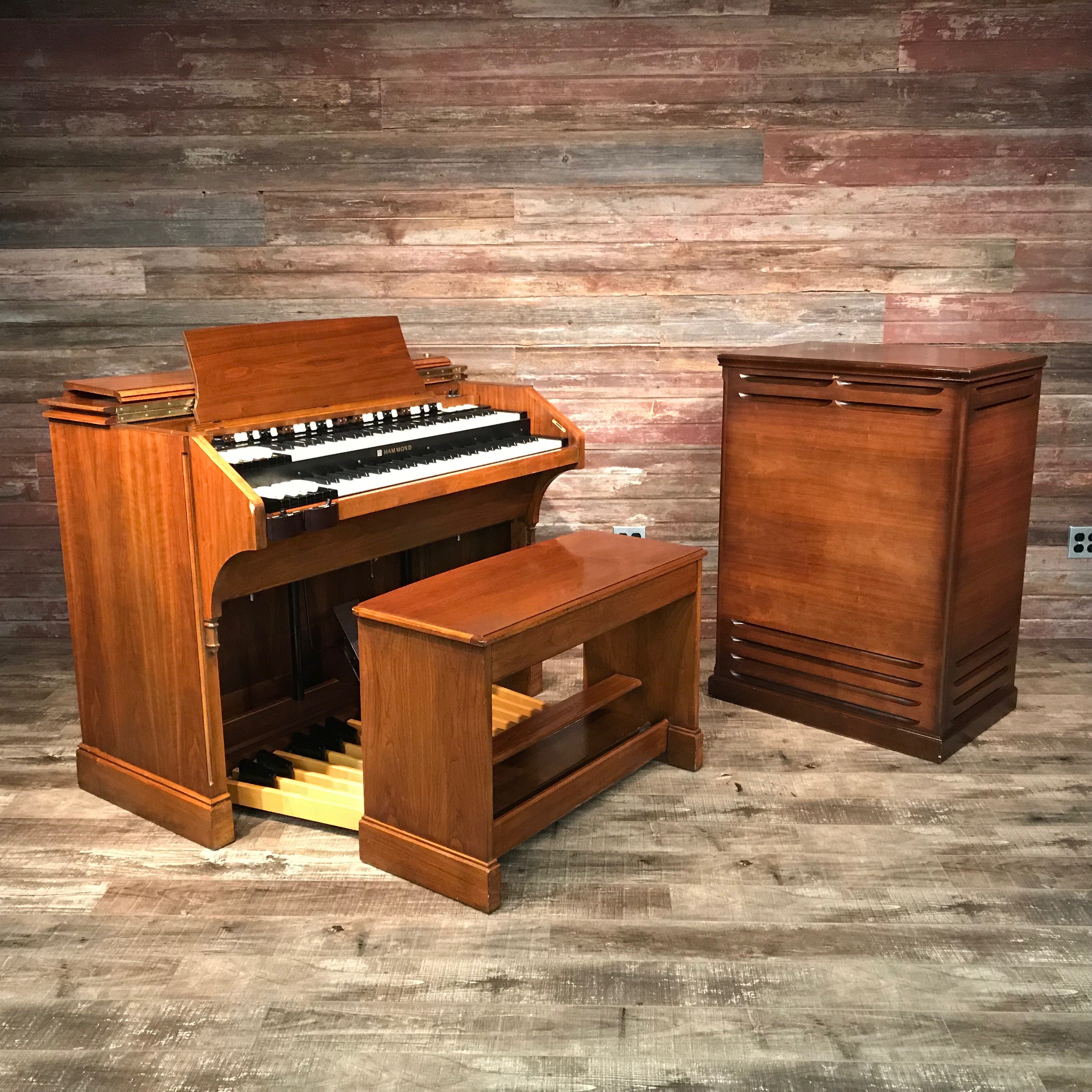 Hammond Vintage (1974) C-3 Organ and Leslie Type 122 Rotary