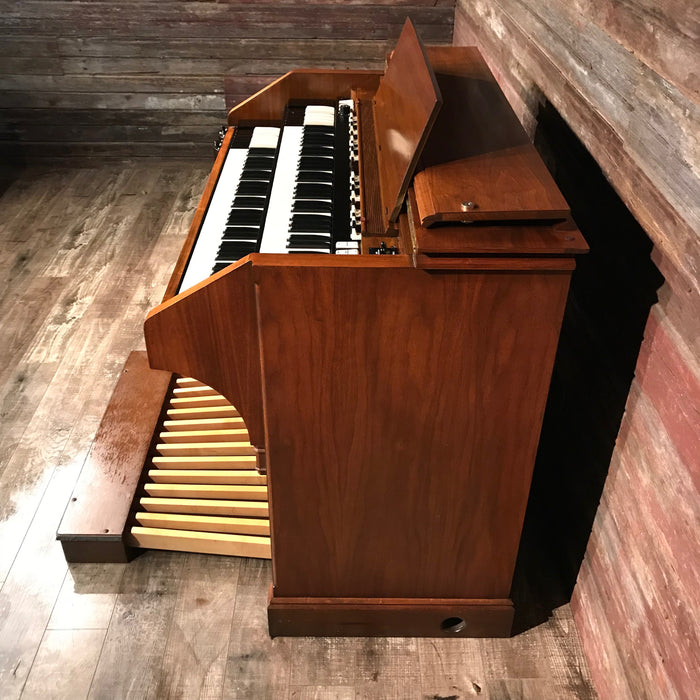 Hammond Vintage (1974) C-3 Organ and Leslie Type 122 Rotary Speaker 3