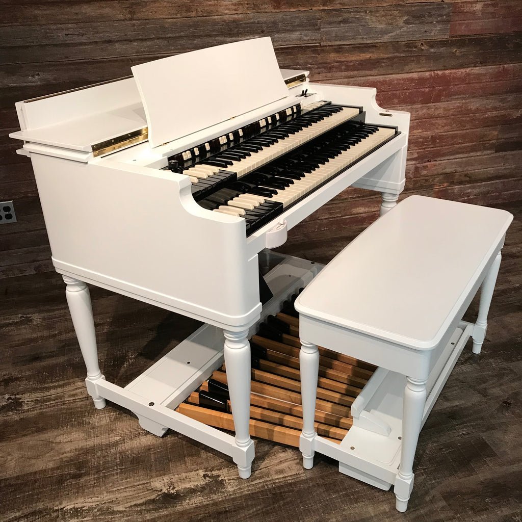 Hammond Vintage (1959) B-3 Custom Organ and Leslie Type 122 Rotary Speaker - Semi Gloss White View 4