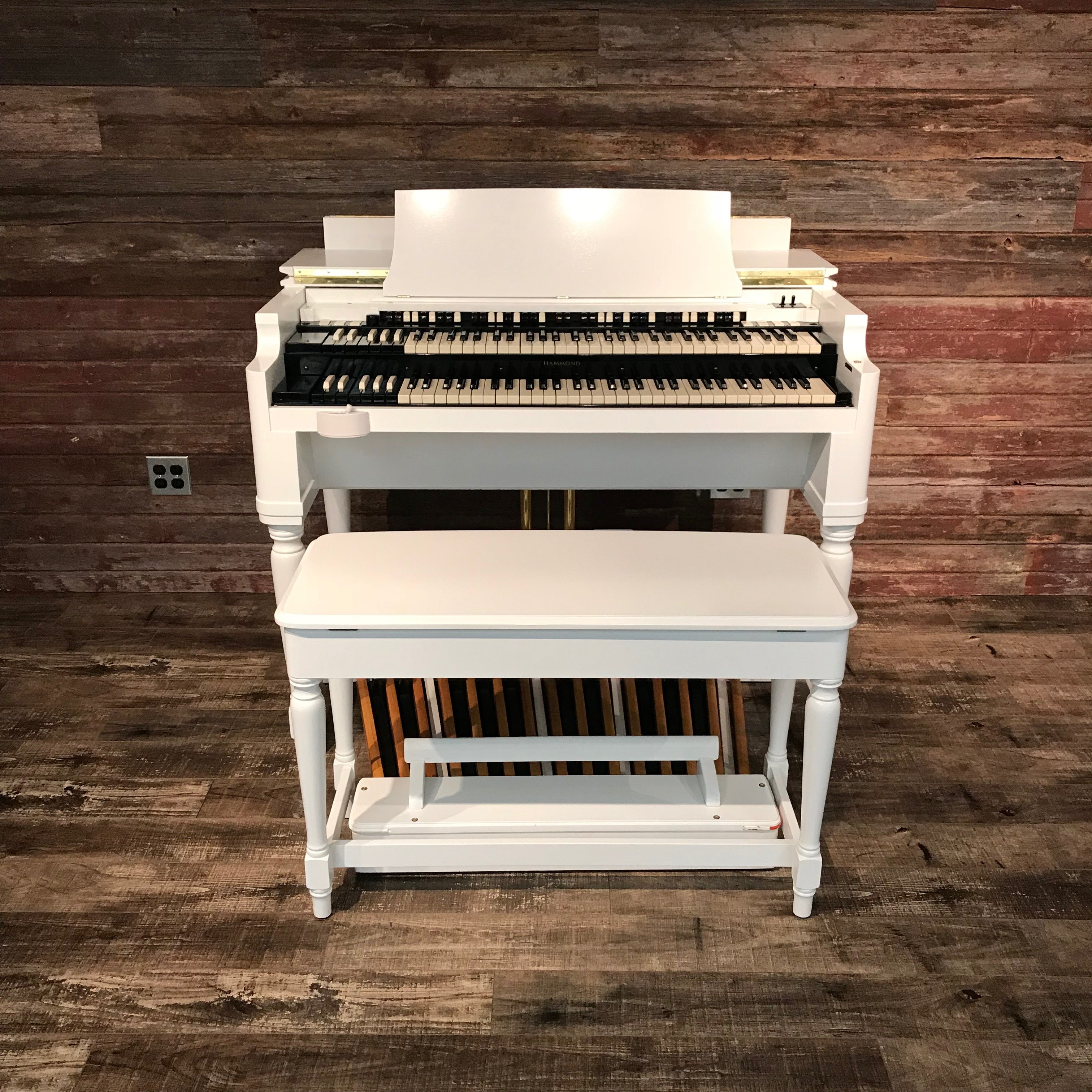 Hammond Vintage (1959) B-3 Custom Organ and Leslie Type 122 Rotary Speaker - Semi Gloss White View 8