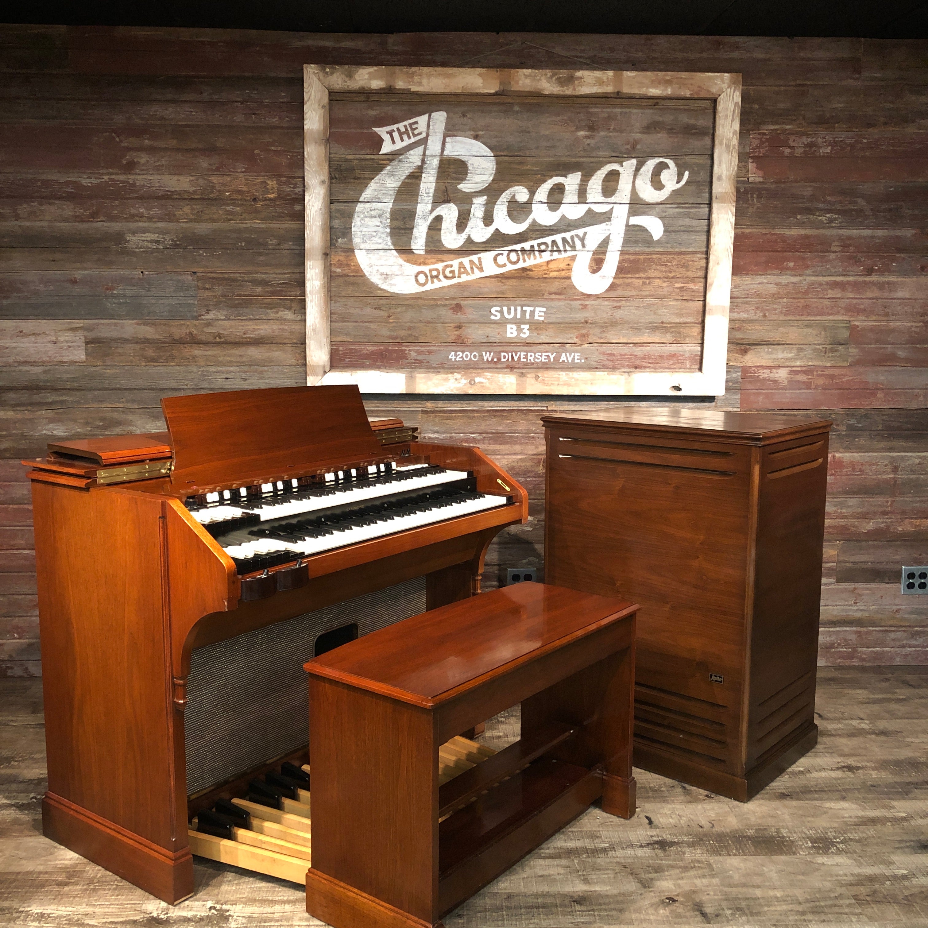 Hammond Vintage (1963) A-105 with Leslie 122A Rotary Speaker View 3