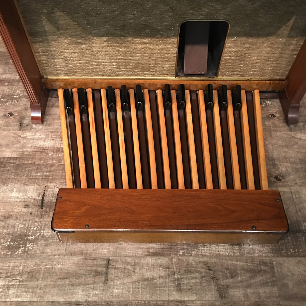 Hammond A-100 (1964) with Leslie 45 Rotary Speaker View 6