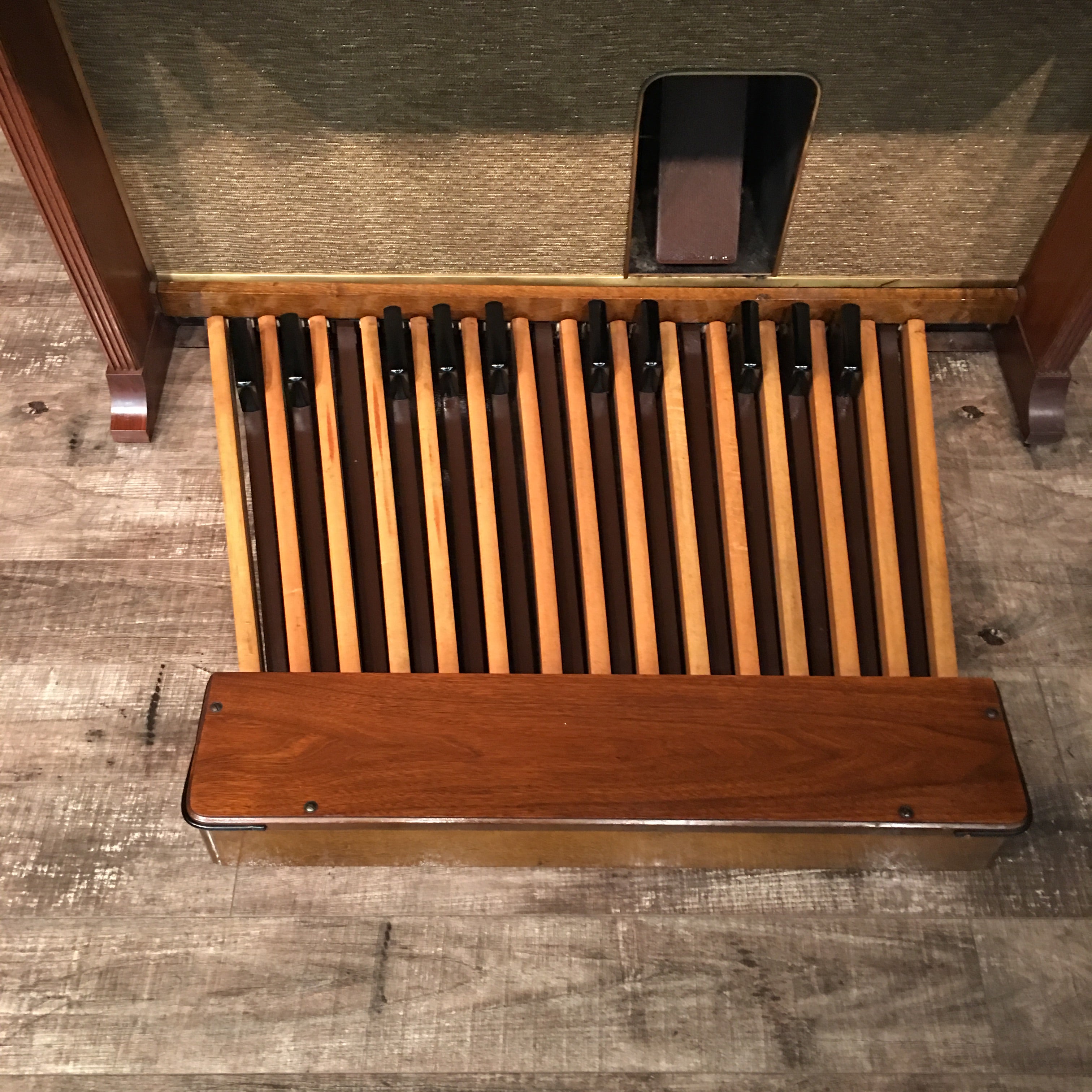 Hammond A-100 (1964) with Leslie 45 Rotary Speaker View 6