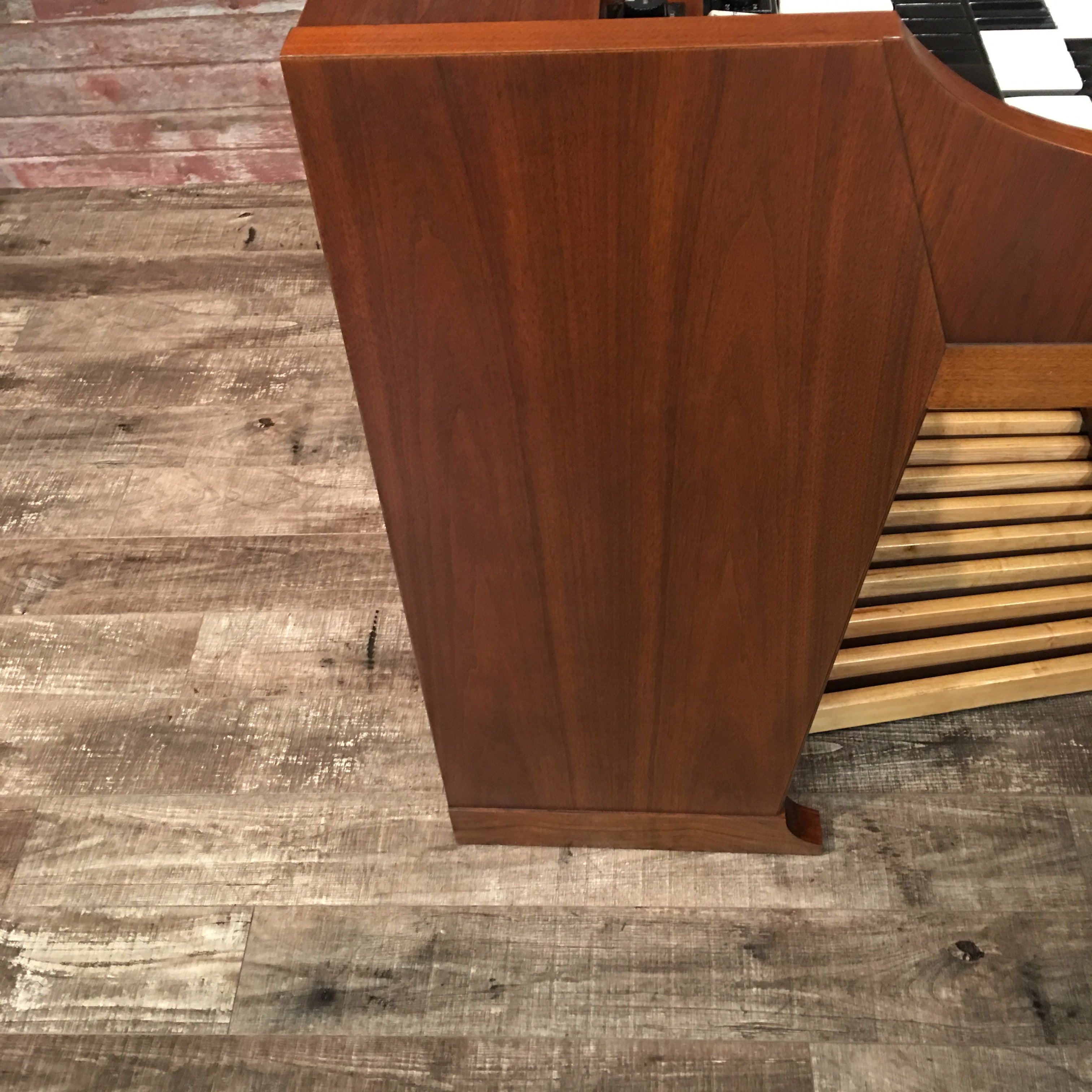 Hammond A-100 (1964) with Leslie 45 Rotary Speaker View 4