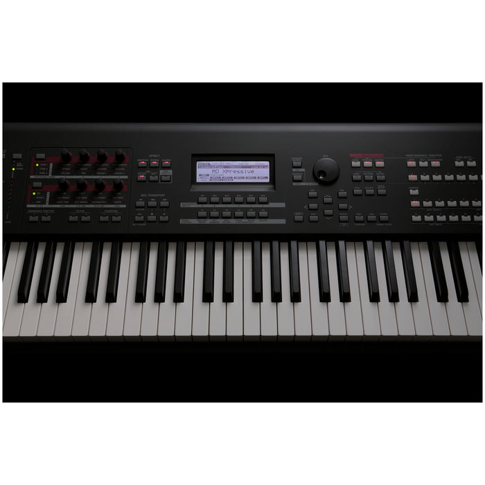 Yamaha MOXF8 88-Key Synthesizer Workstation 3